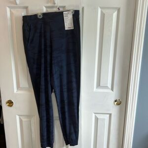 Athleta Brooklyn textured Jogger